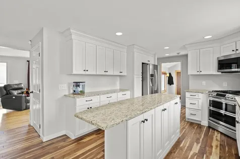 202 Naticook Road Merrimack NH 03054