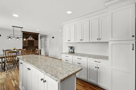 202 Naticook Road Merrimack NH 03054