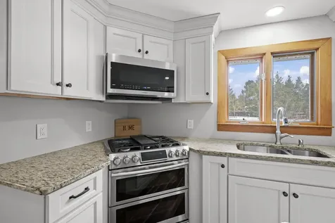 202 Naticook Road Merrimack NH 03054