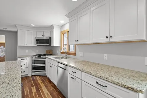 202 Naticook Road Merrimack NH 03054