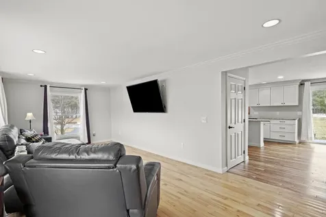 202 Naticook Road Merrimack NH 03054