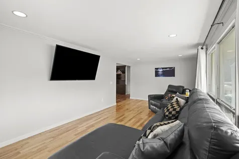 202 Naticook Road Merrimack NH 03054