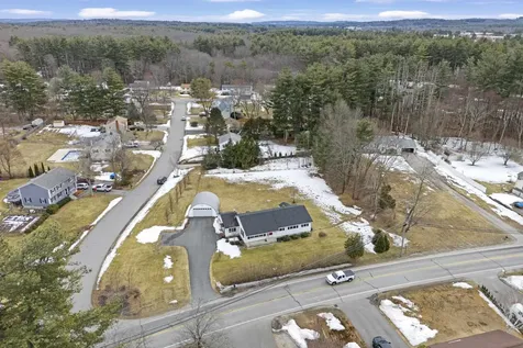 202 Naticook Road Merrimack NH 03054