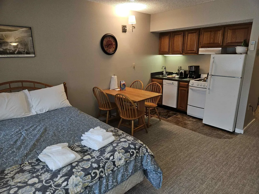 36 Lodge Road Lincoln NH 03251