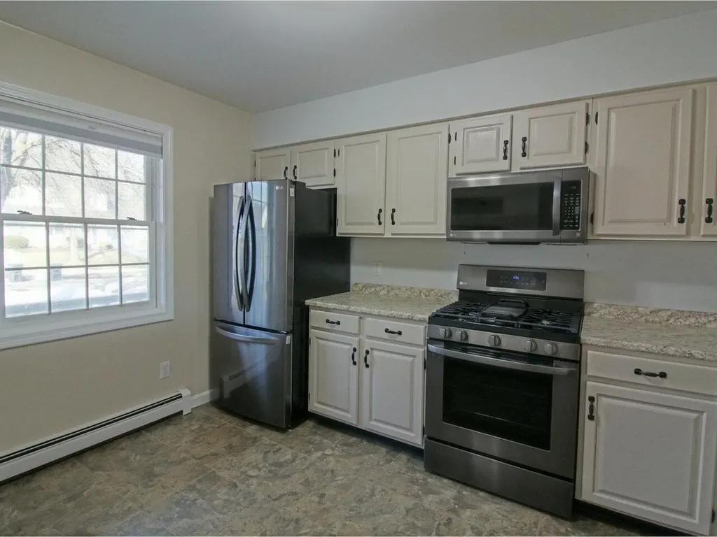 4 Perkins Drive Essex VT 05452