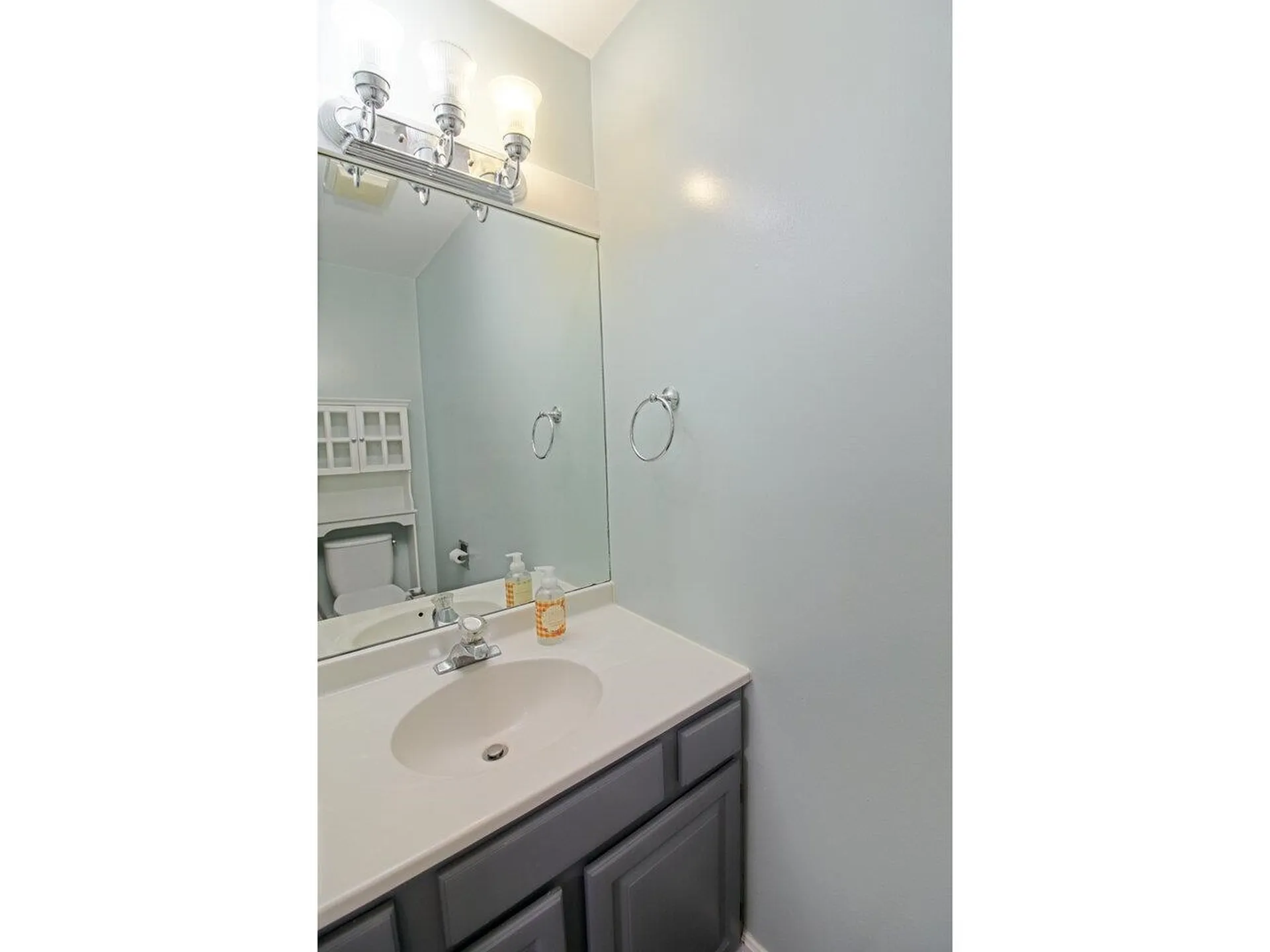 4 Perkins Drive Essex VT 05452