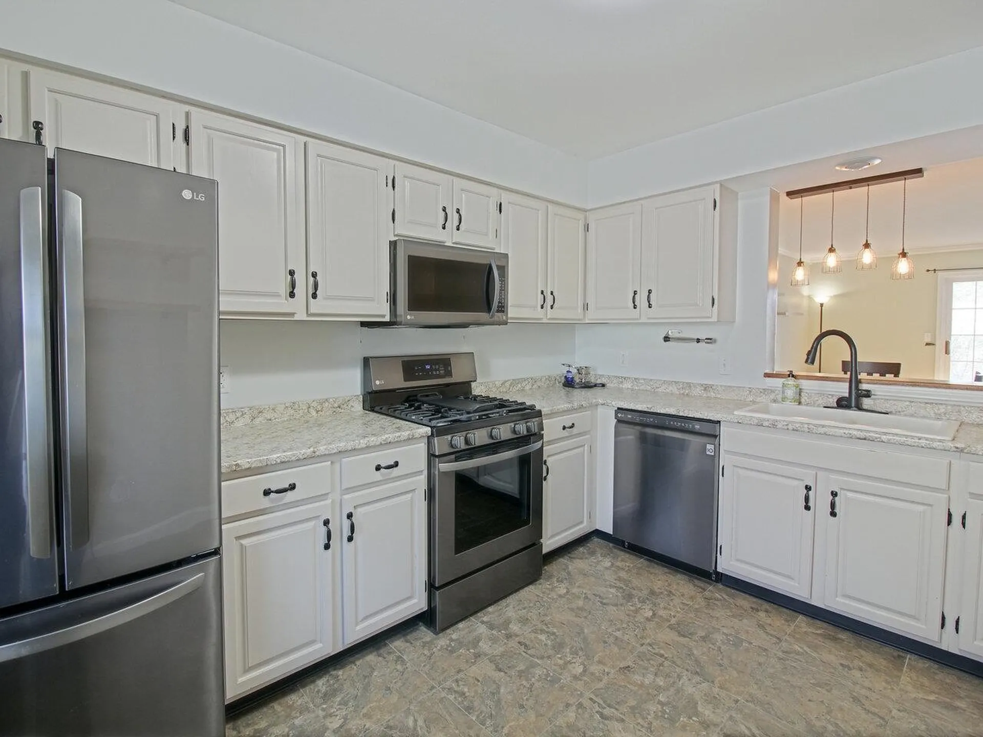 4 Perkins Drive Essex VT 05452