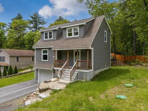 21 3rd Street Windham NH 03087