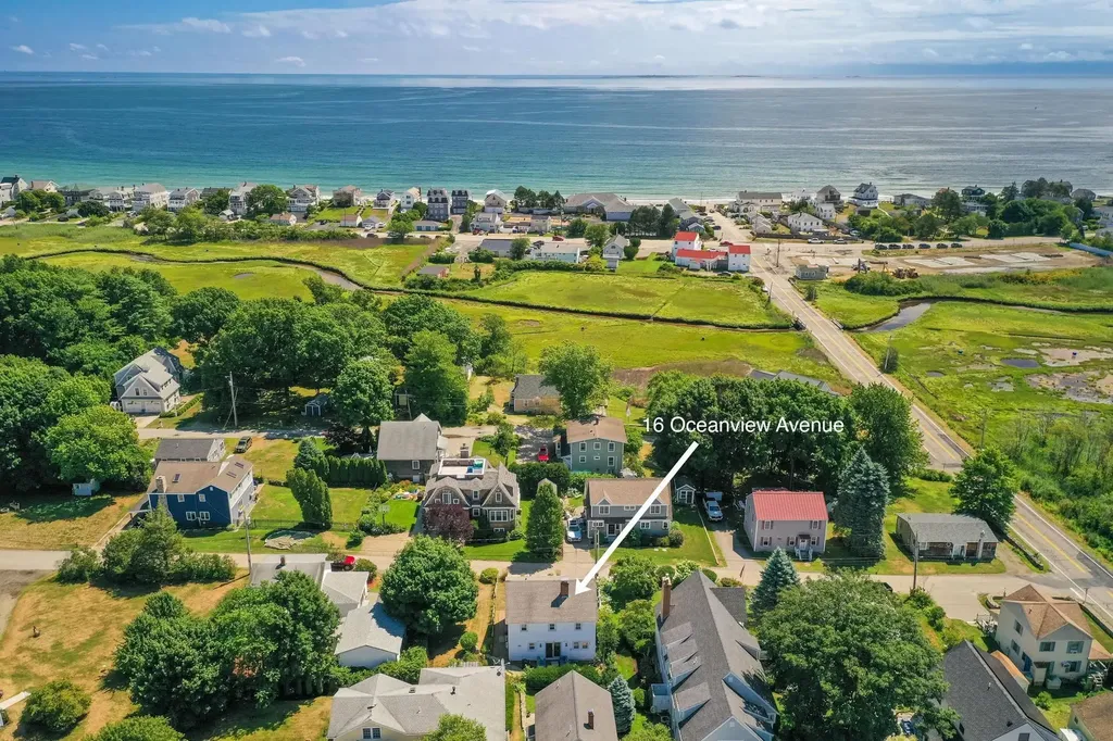 16 Ocean View Avenue Rye NH 03870