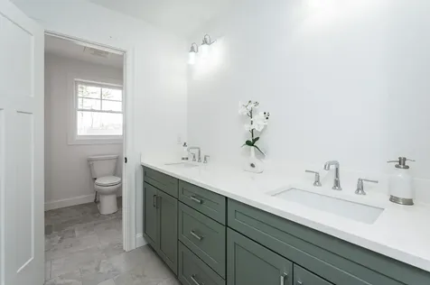 24 Colby Farm Road Chester NH 03036