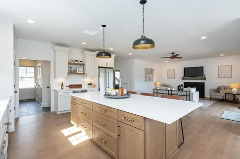 24 Colby Farm Road Chester NH 03036