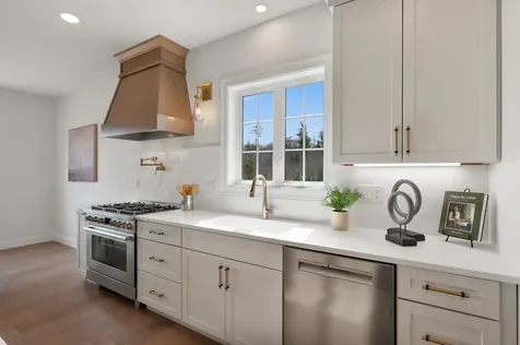 24 Colby Farm Road Chester NH 03036