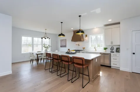 24 Colby Farm Road Chester NH 03036