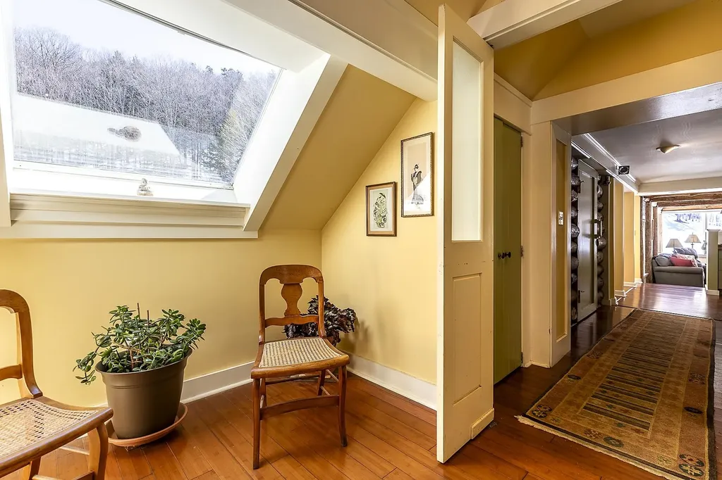 6963 South Road Woodstock VT 05071