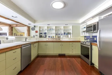 6963 South Road Woodstock VT 05071