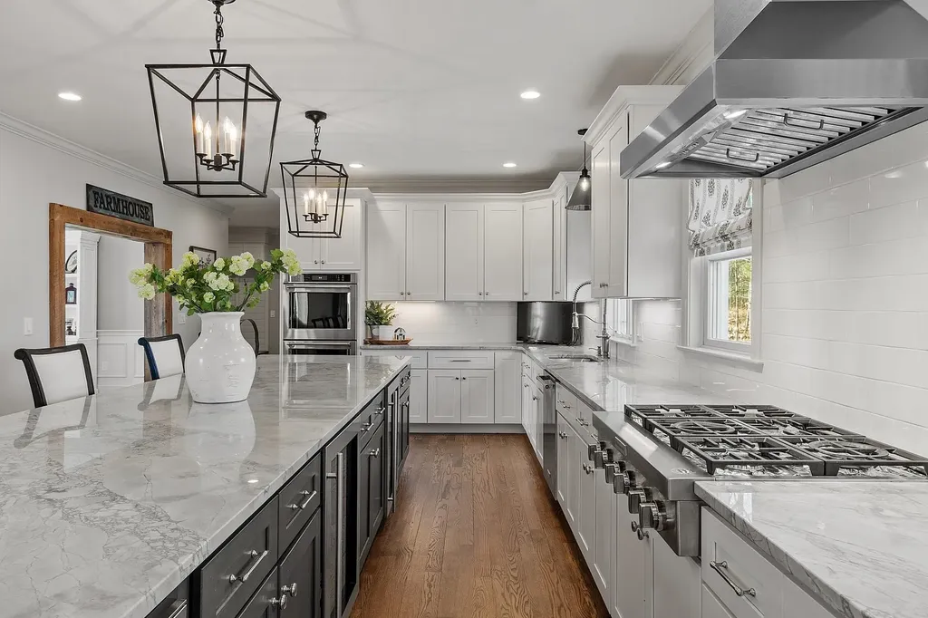 23 Austin Lane Hollis NH 03049