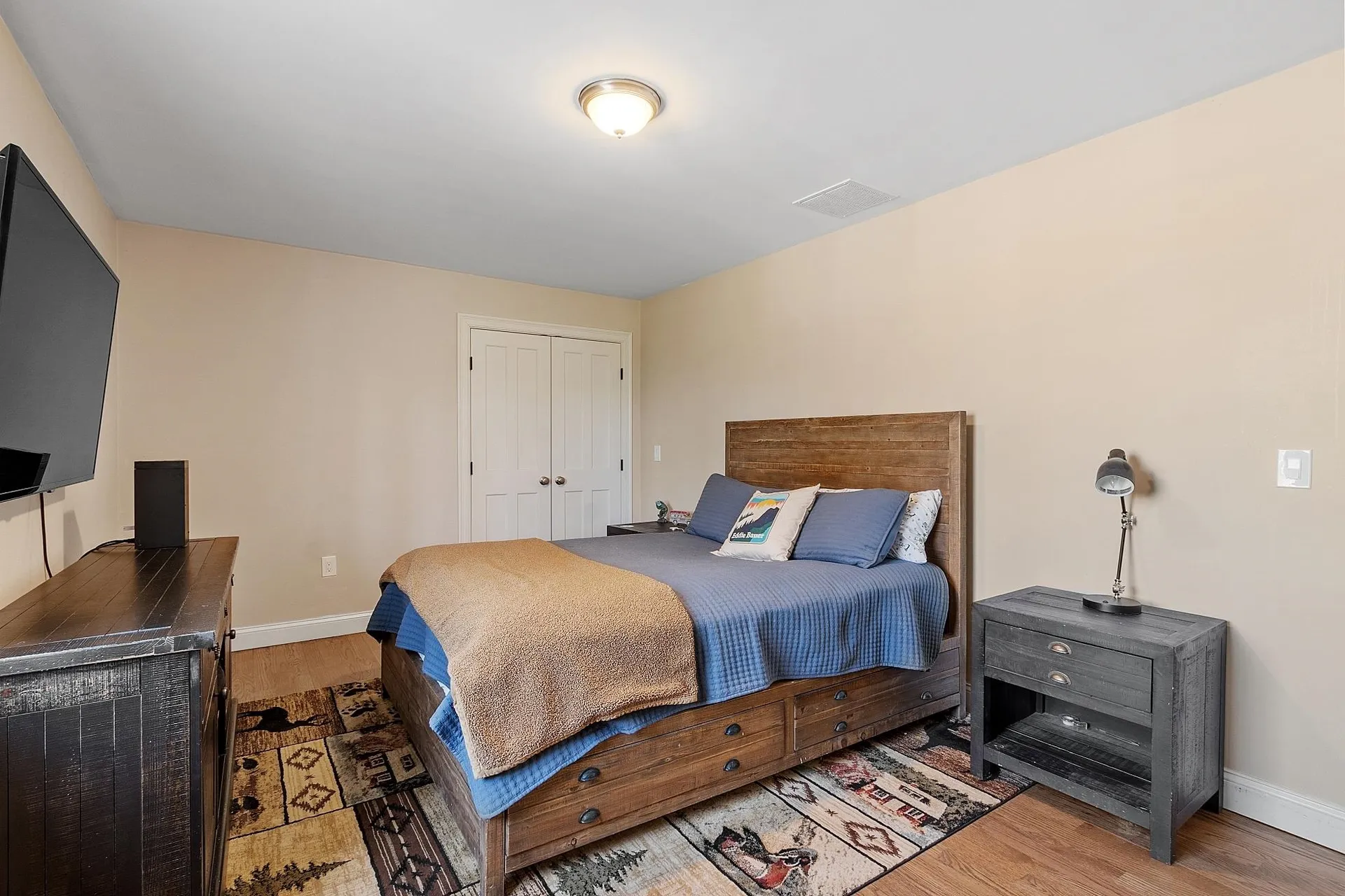 23 Austin Lane Hollis NH 03049