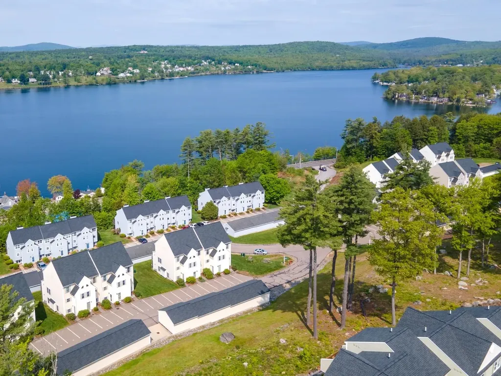 11 Sullivan Way Laconia NH 03246
