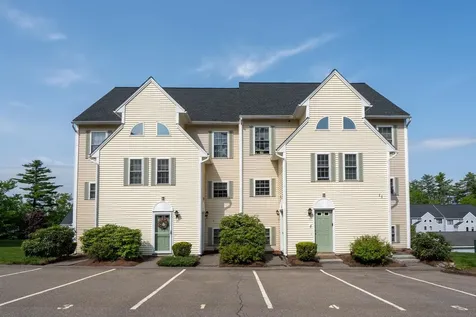 11 Sullivan Way Laconia NH 03246