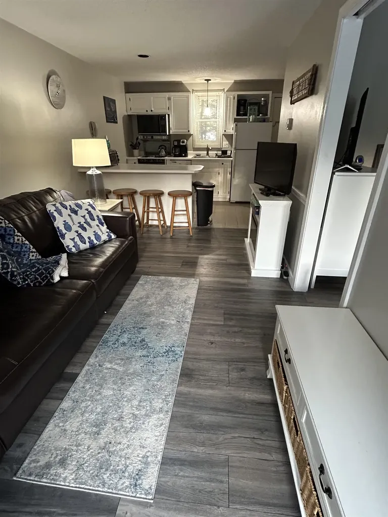 118 Weirs Road Gilford NH 03249