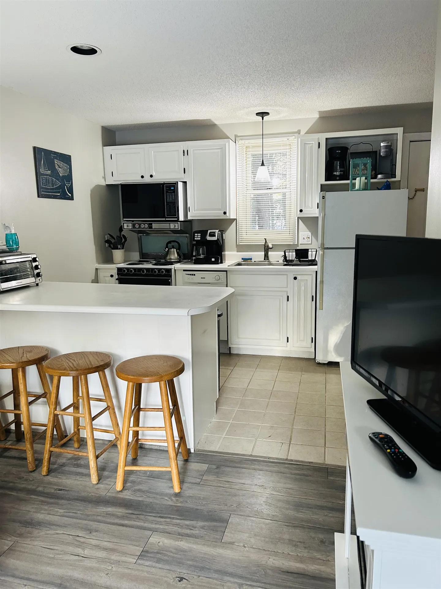 118 Weirs Road Gilford NH 03249