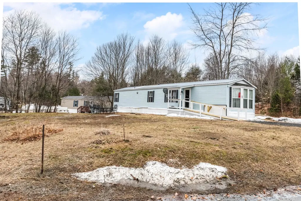 32 Country Club Drive Newport NH 03773