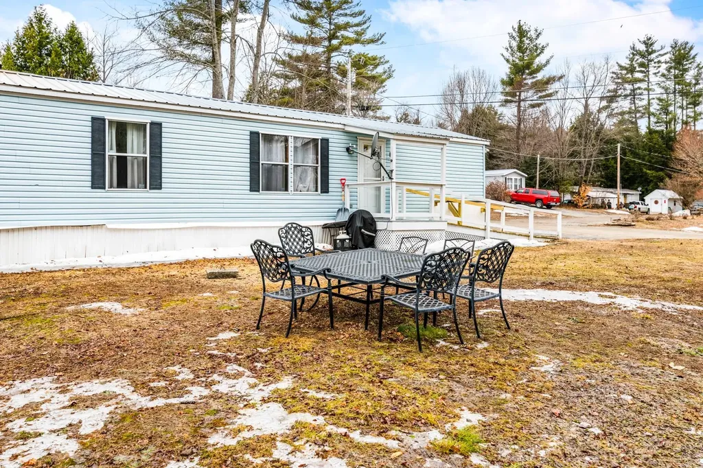 32 Country Club Drive Newport NH 03773