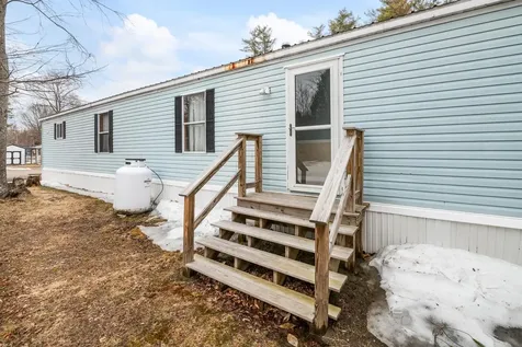 32 Country Club Drive Newport NH 03773