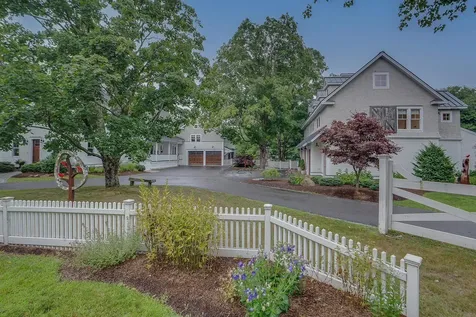 241 Wallace Road Bedford NH 03110