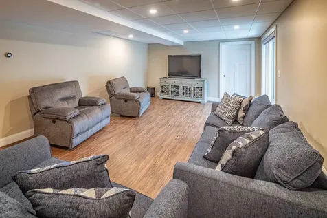 121 Emerald Lane Dover NH 03820