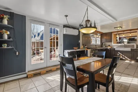 525 Whittier Highway Moultonborough NH 03254