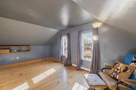 525 Whittier Highway Moultonborough NH 03254