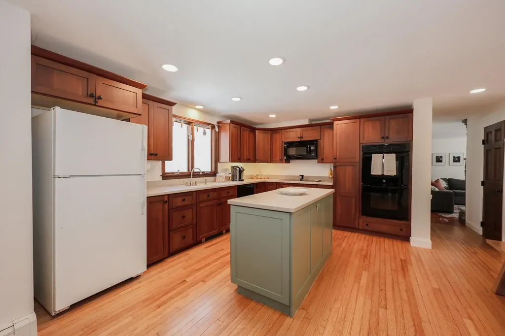 20 Worthley Hill Road Goffstown NH 03045