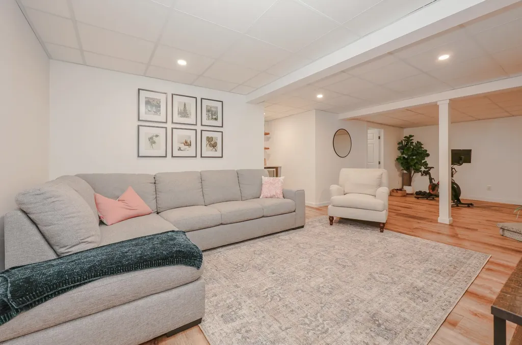 20 Worthley Hill Road Goffstown NH 03045