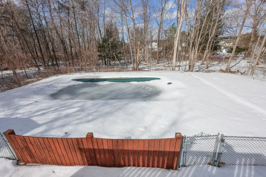 20 Worthley Hill Road Goffstown NH 03045