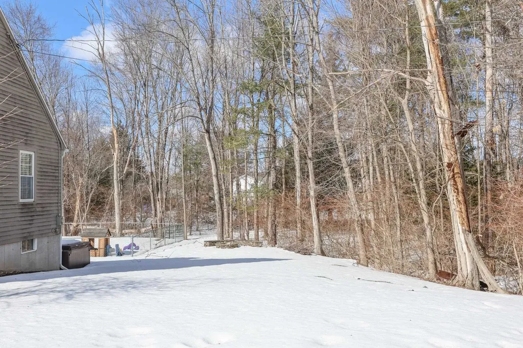 20 Worthley Hill Road Goffstown NH 03045