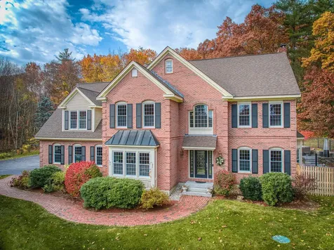 10 Maiden Lane Bedford NH 03110