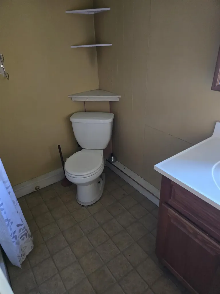 6 Boe Road Holderness NH 03245