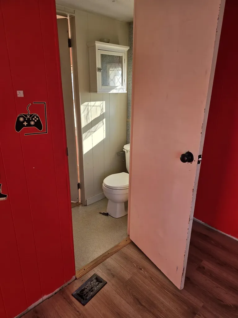 6 Boe Road Holderness NH 03245