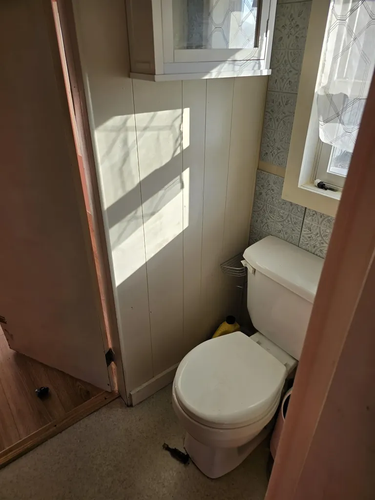 6 Boe Road Holderness NH 03245