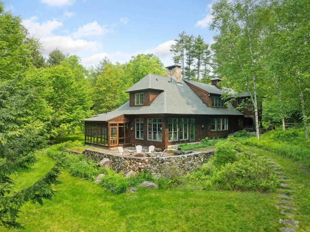 27 Burkehaven Lane Sunapee NH 03782