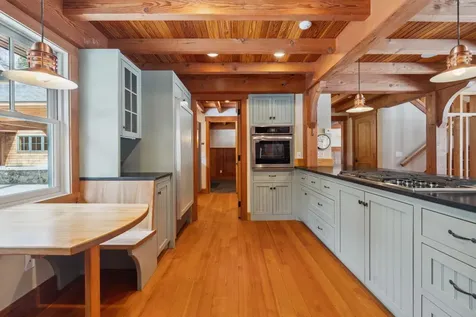 27 Burkehaven Lane Sunapee NH 03782