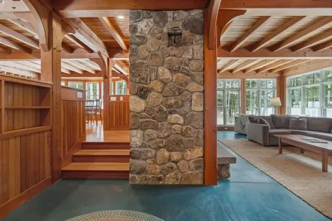 27 Burkehaven Lane Sunapee NH 03782