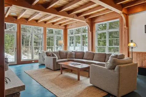27 Burkehaven Lane Sunapee NH 03782