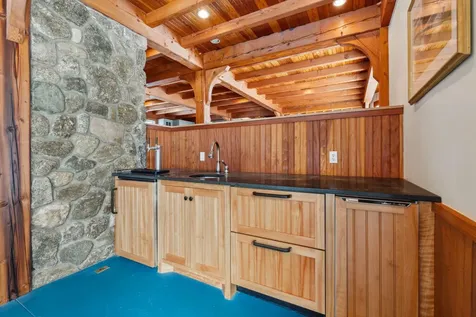 27 Burkehaven Lane Sunapee NH 03782