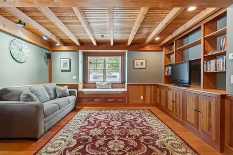27 Burkehaven Lane Sunapee NH 03782