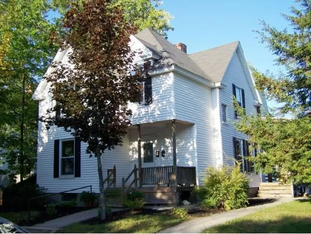 77 Liberty Street Manchester NH 03104