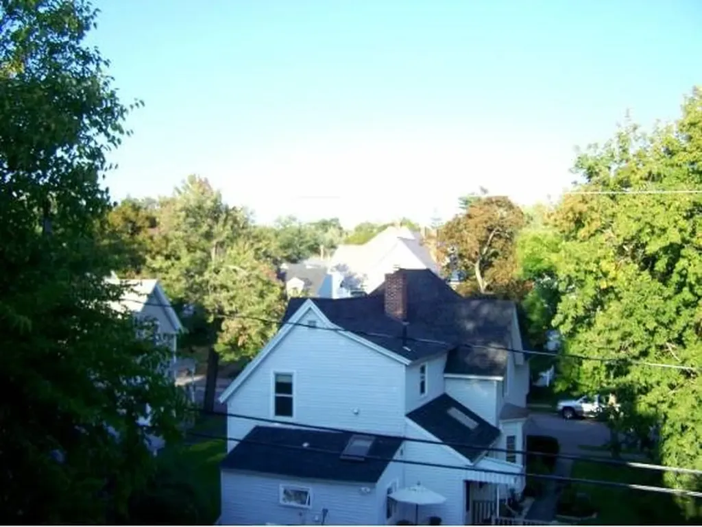 77 Liberty Street Manchester NH 03104