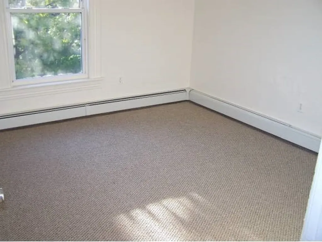 77 Liberty Street Manchester NH 03104