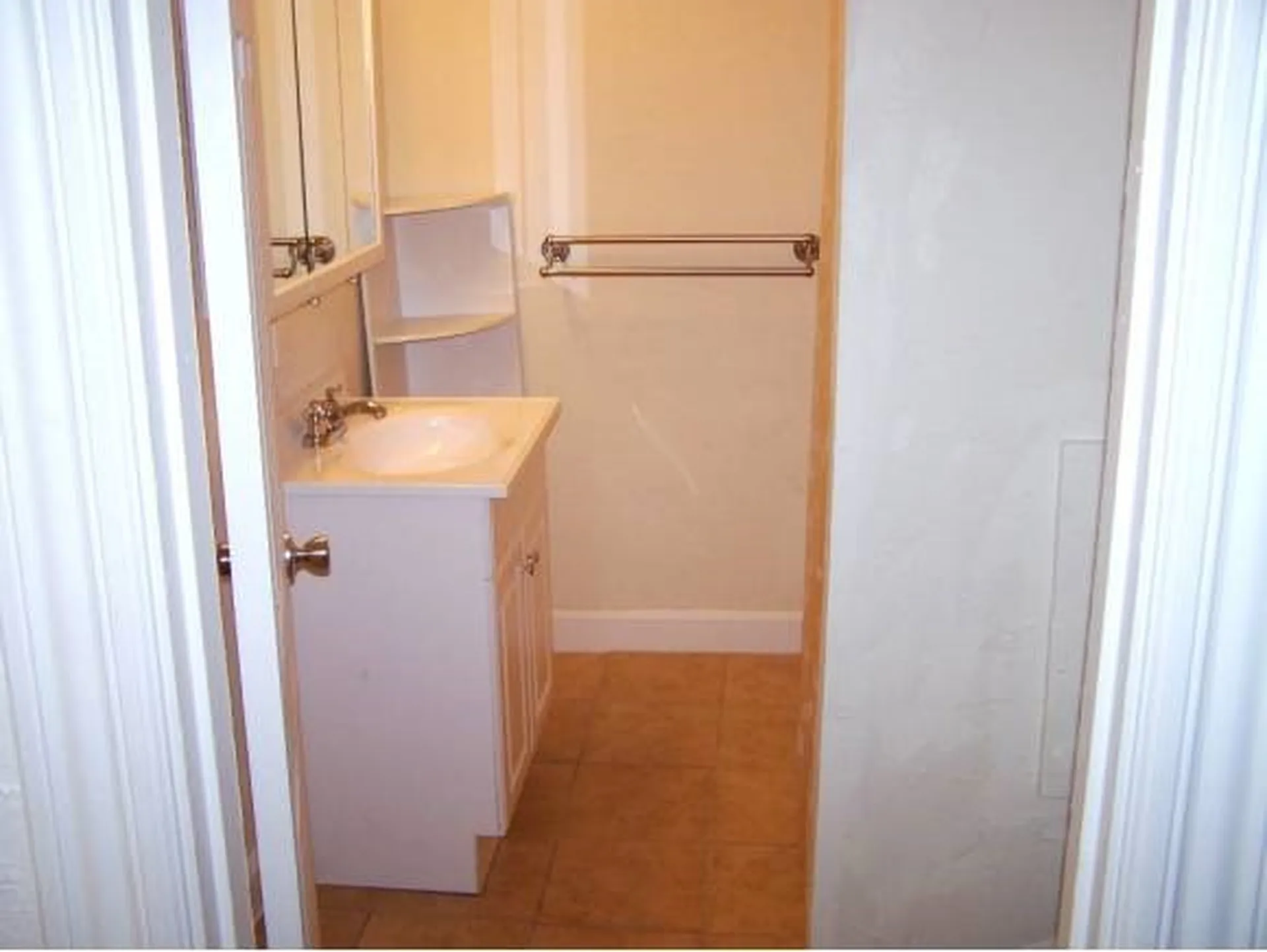 77 Liberty Street Manchester NH 03104